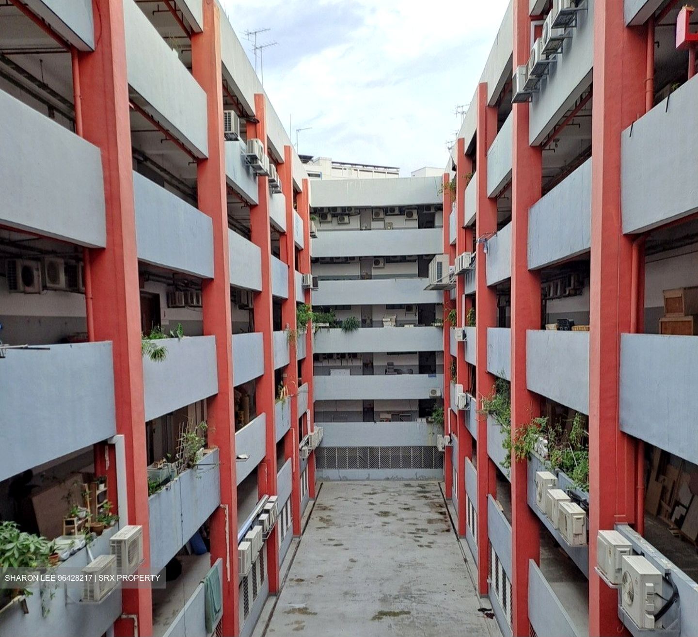 Gordon Industrial Building (D14), Factory #556690161